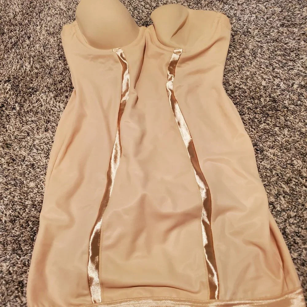 Flexees by Maidenform Convertible Full Slip Nude 34B